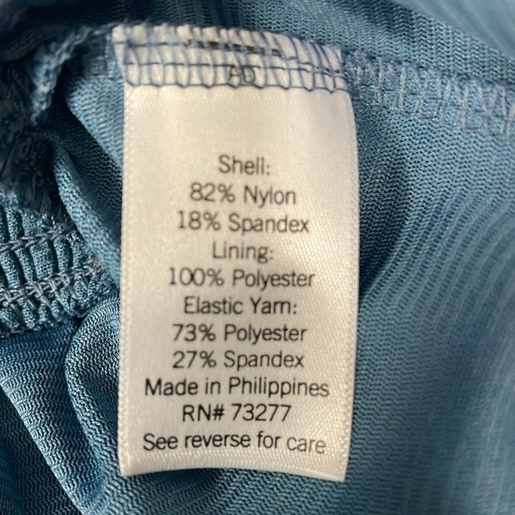 LC Lauren Conrad Smocked Swiss Dot Top - Picture 5 of 5